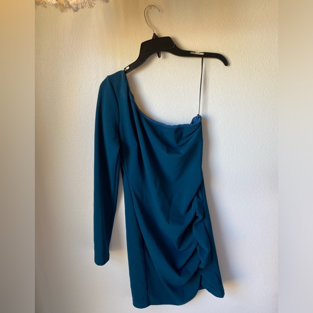 One Shoulder Long-sleeve Mini Dress